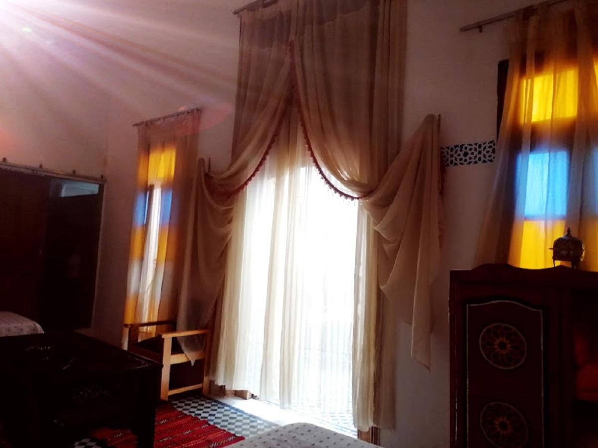 Sendis Dar Hostel Fès Exterior foto